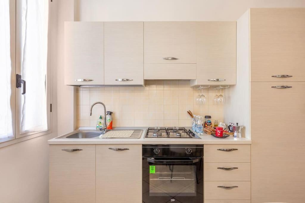 Modern Apartment In Milano Centrale Next To Metro M5 - Sarca 73 Екстериор снимка